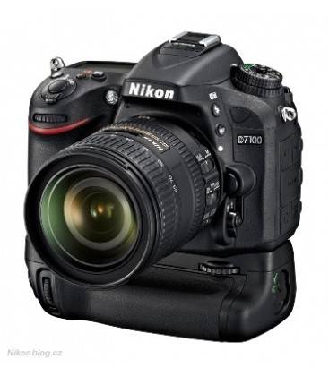 Comprar Empunhadura Nikon MB-D15 para D7100